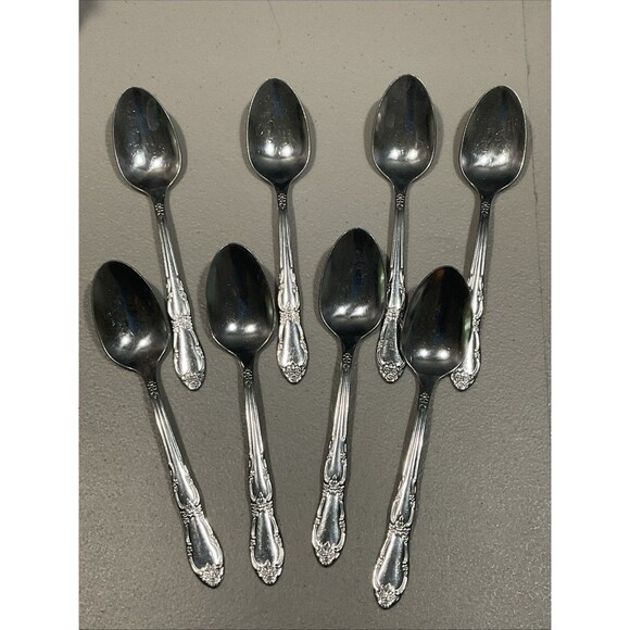 W.M.A. Rogers Oneida Ltd Teaspoon Set Of 8 - Picture 2 of 5
